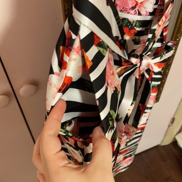 MIDI black with pink and red flowers dress - Picture 7 of 7